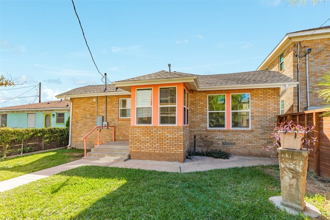 Building Photo - 2512 Avenue K