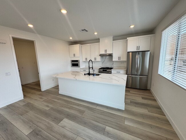 Building Photo - Brand New!!!  Beautiful 4 Bedroom Divario Home! VIEWS VIEWS VIEWS!!!