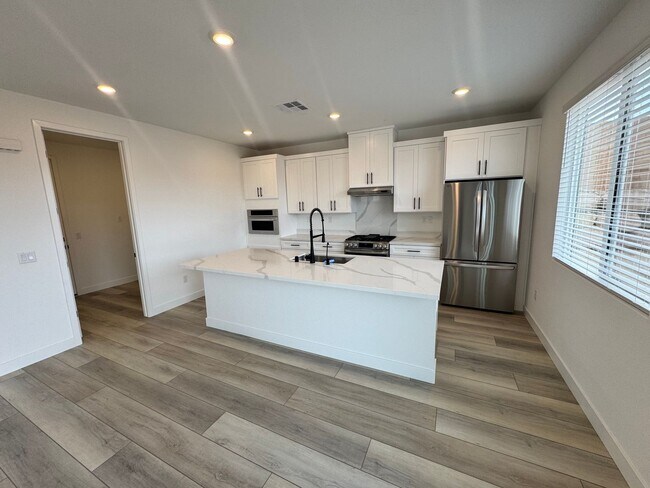 Building Photo - Move in Incentive!! Brand New!!!  Beautiful 4 Bedroom Divario Home! VIEWS VIEWS VIEWS!!!