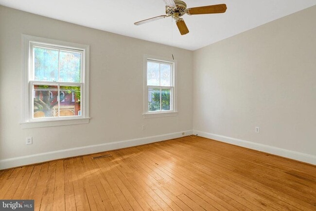 Building Photo - 225 S Payne St