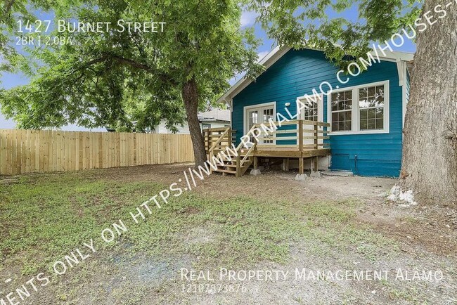 Building Photo - 1427 Burnet St