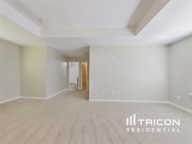 Building Photo - 4050 Tarnwood Pl