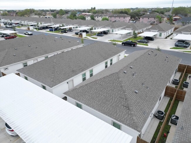 Building Photo - MOVE IN SPECIAL! - Beautiful 3bed/2bath Home in Edinburg -$1,000.00