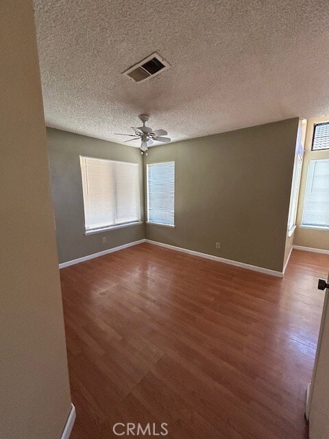 Building Photo - 1569 Ruby Dr