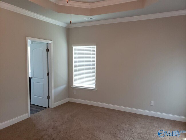 Building Photo - 300 Addison Ct