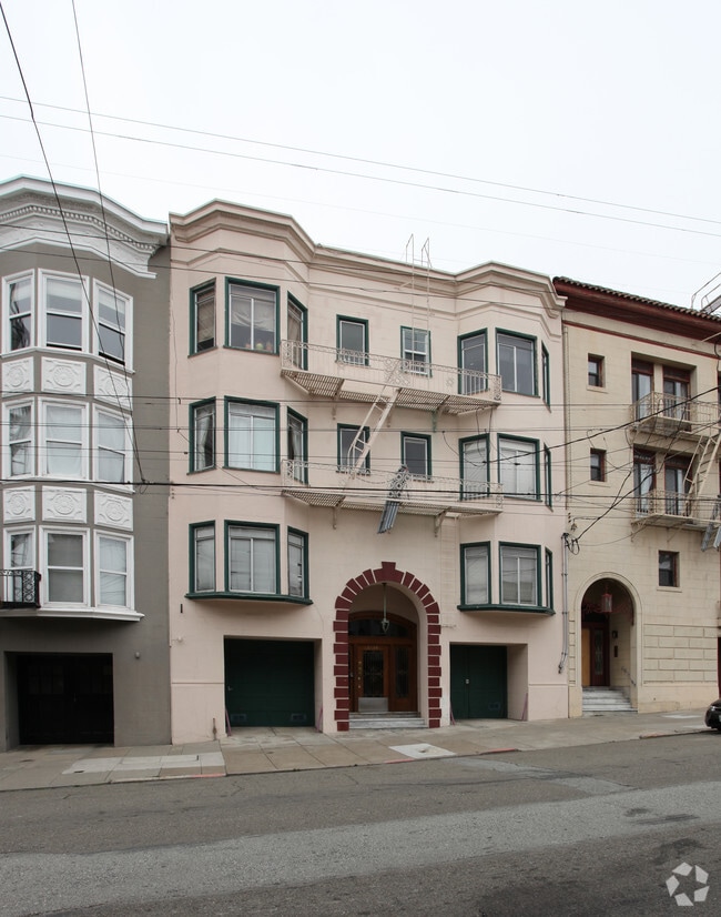 Building Photo - filbert