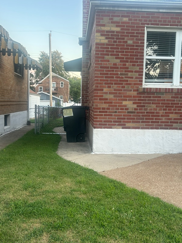 Building Photo - 5706 Eichelberger St