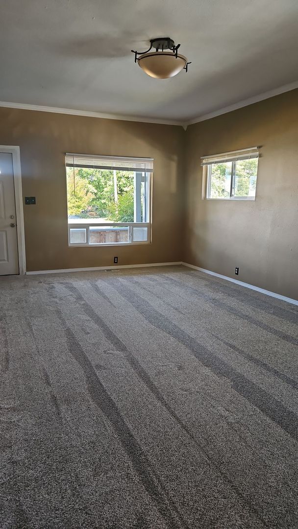 Building Photo - Wonderful 2bd 1ba home located in Cosmopolis