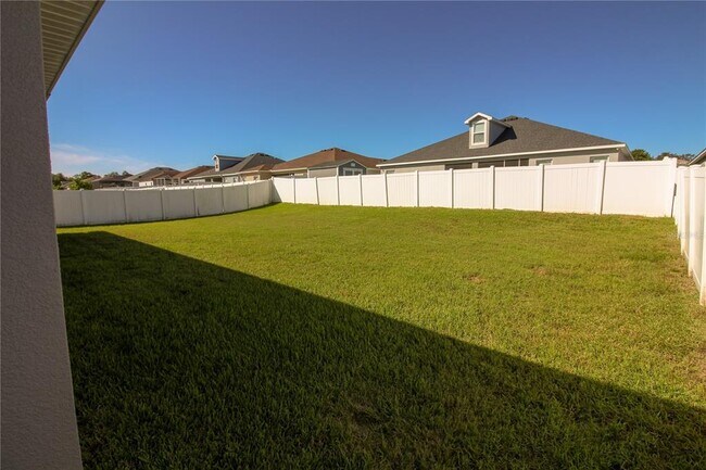 Building Photo - 5815 Christiansen Ct