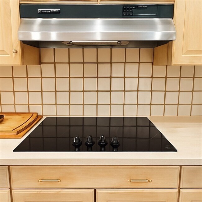 Building Photo - 177 Springfield St