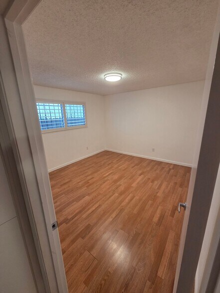 Building Photo - 1916 17th St