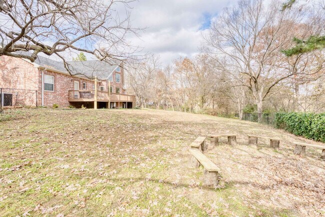 Building Photo - 13810 AR-16 Scenic