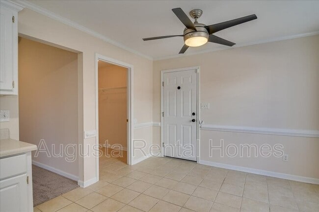 Building Photo - 1904 Long Creek Falls