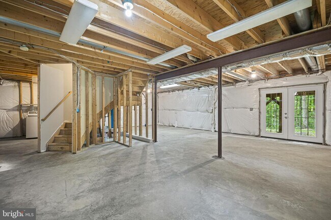Building Photo - 1525 Walters Ln