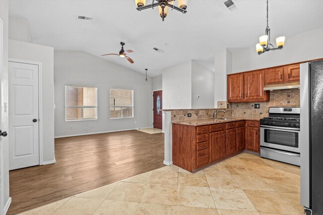 Building Photo - 8415 Cedarcroft Rd NW