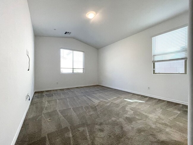 Building Photo - 917 Bayberry Ridge St