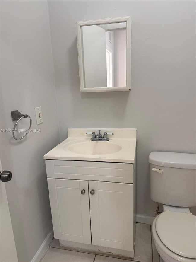 Building Photo - 576 NE 63rd St