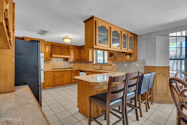 Building Photo - 2153 Trawood Dr