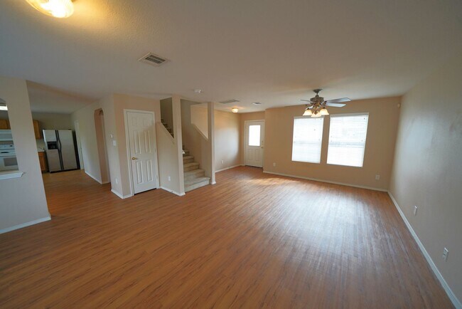 Building Photo - Spacious Cibolo Home on Cul-de-Sac Lot - Realtor Commission: $500
