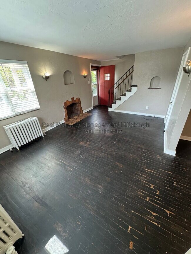 Building Photo - 2819 Morlock St