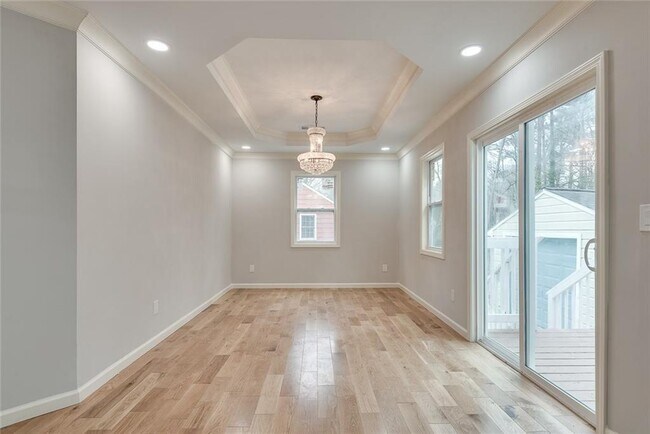 Building Photo - 2575 Barrylynn Dr