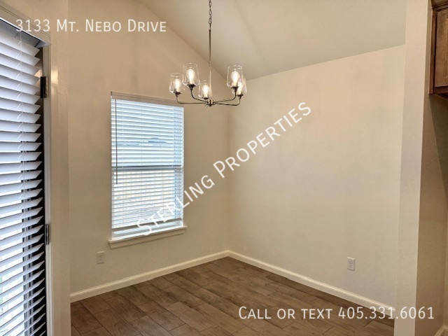 Building Photo - 3133 Mt Nebo Dr