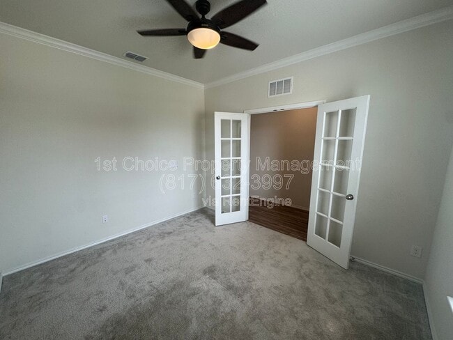 Building Photo - 8132 Cedar Lake Ln