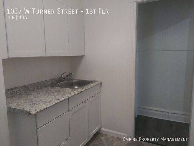 Building Photo - 1st Floor: 1-Bedroom/1-Bathroom Apartment ...