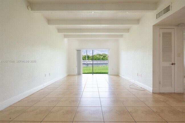 Building Photo - 7620 SW 82nd St