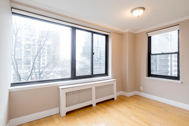 Interior Photo - 792 Columbus Avenue