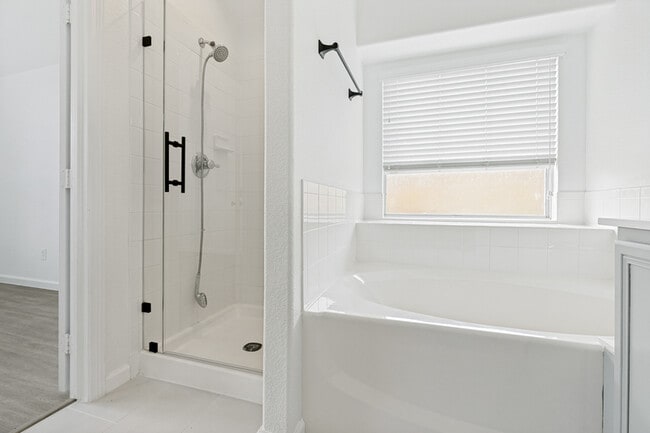 Building Photo - 5224 McGrath Dr