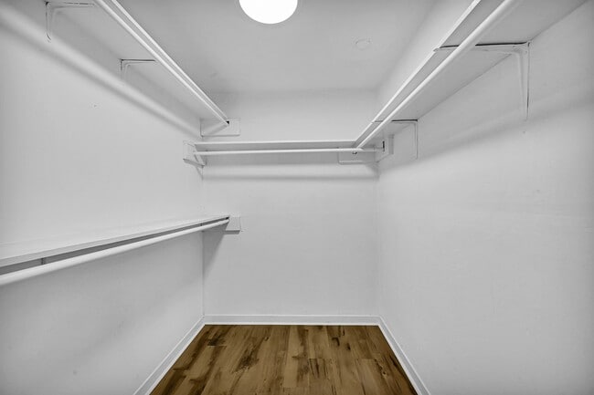 Building Photo - 1304 Sage Dr