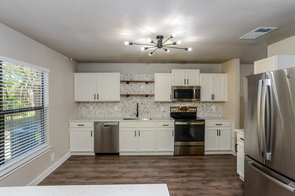 Building Photo - 8106 Hoovers Bend