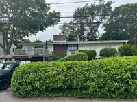 Building Photo - 116 Shore Dr