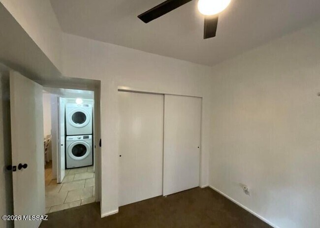 Building Photo - 7924 E Colette Cir