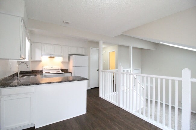 Building Photo - April FREE On This Fully Remodeled 2 Bedroom 1.5 Bath Duplex In Olathe