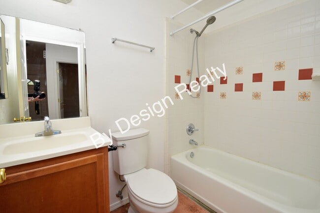 Building Photo - 2-Bed 1-Bath near University of Arizona wi...