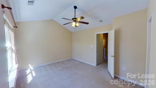 Building Photo - 482 Robin Reed Ct