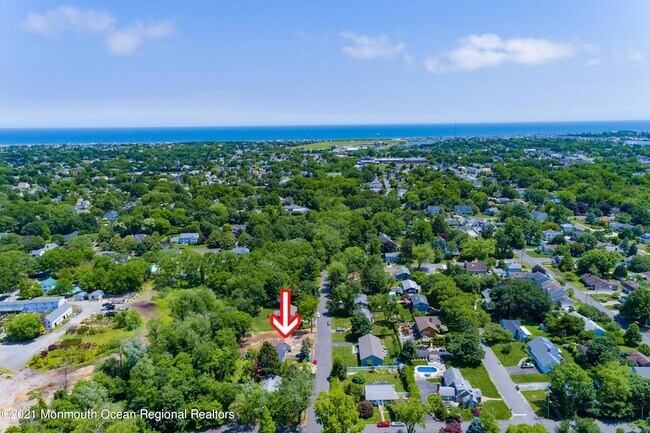 Building Photo - 1114 Wildwood Ave