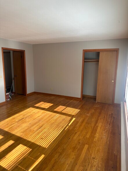 Building Photo - 315 Palomino Ln