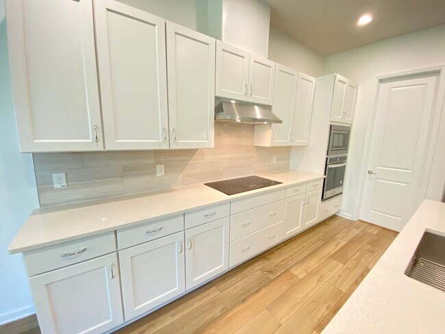 Building Photo - 6338 Trailblaze Bnd