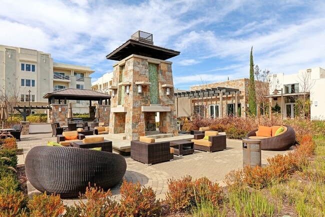 Building Photo - 13021 Central Ave