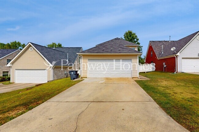 Building Photo - 808 Winsap Dr
