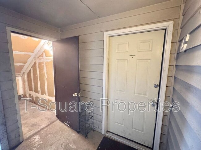 Building Photo - 2720 204th St SW