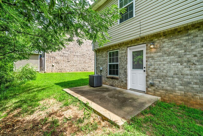 Building Photo - 2260 McCormick Lane