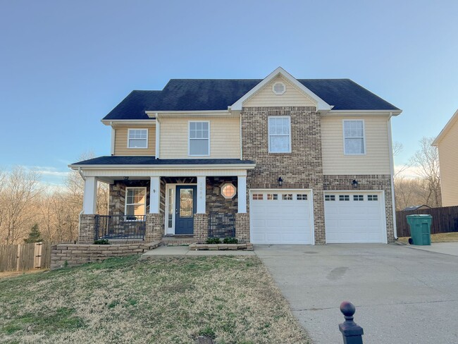 Primary Photo - Beautiful 3-Bedroom Home with Bonus Room, ...