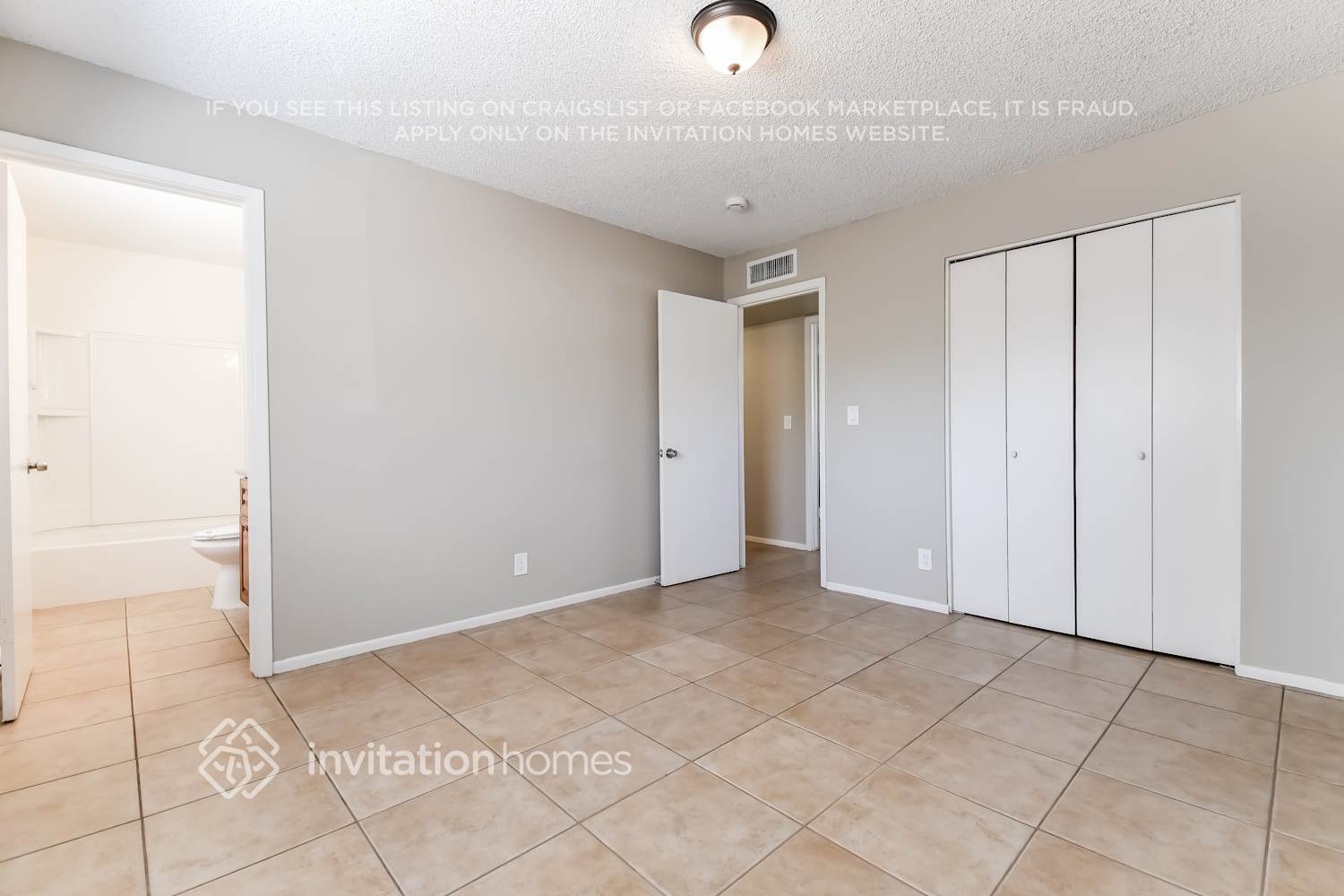 Building Photo - 817 N 95th St