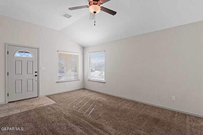 Building Photo - 11648 Flor Freesia Dr