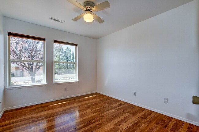 Building Photo - Home for Rent in Prescott Valley!