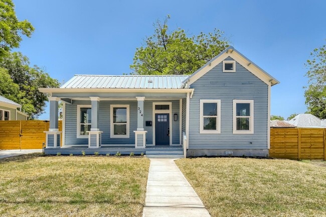 Building Photo - 324 Idaho St